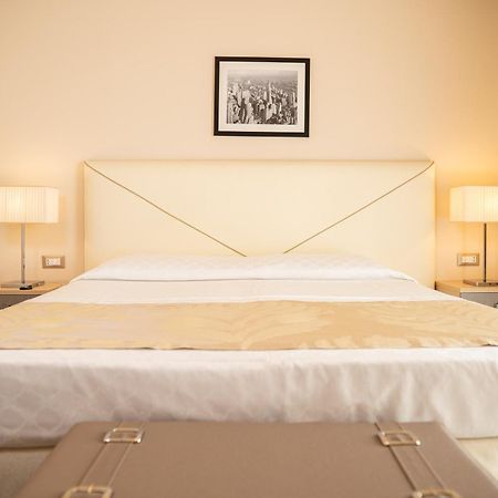 Hotel Ariston Molino Buja Абано Терме Стая снимка