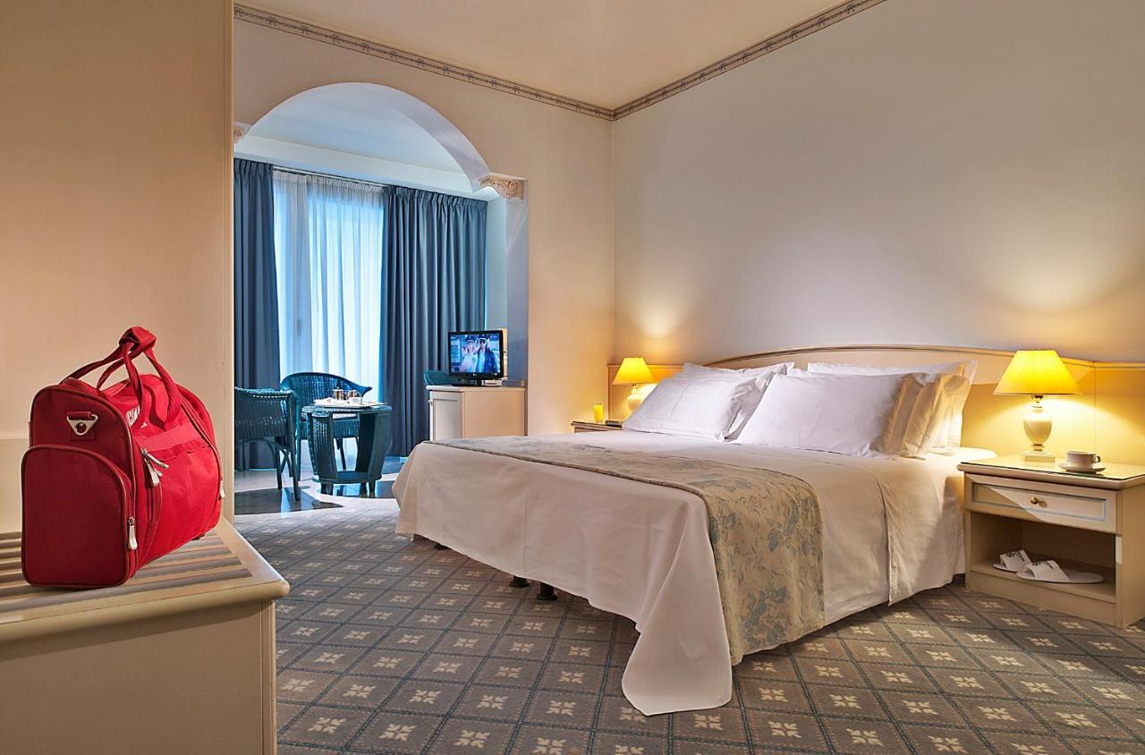 Hotel Ariston Molino Buja Абано Терме Стая снимка
