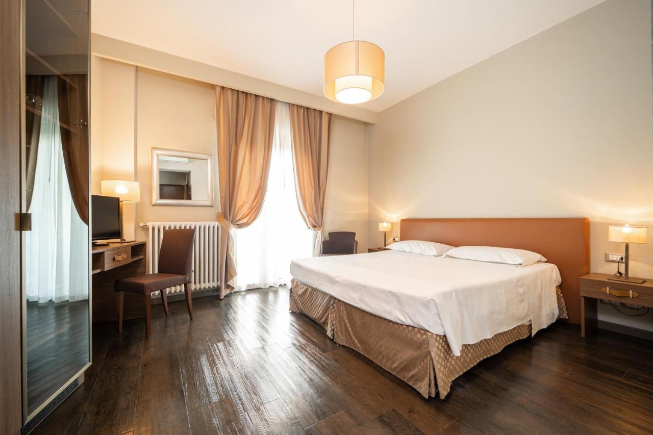 Hotel Ariston Molino Buja Абано Терме Стая снимка