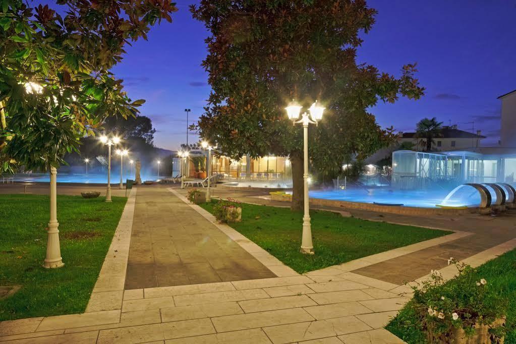 Hotel Ariston Molino Buja Абано Терме Екстериор снимка