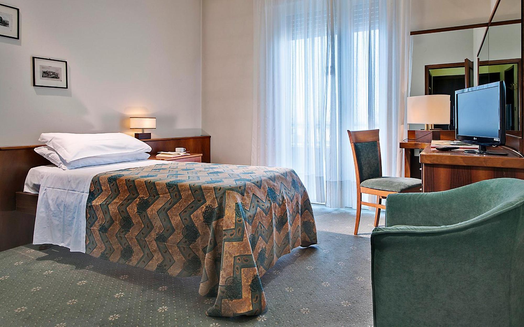 Hotel Ariston Molino Buja Абано Терме Стая снимка